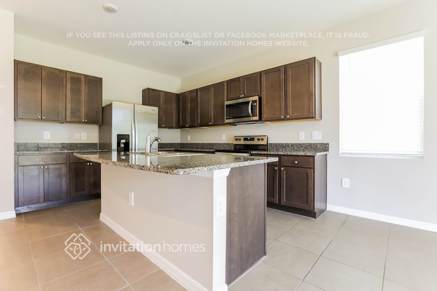 Building Photo - 8632 Milestone Dr