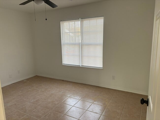 Building Photo - 16376 Hamestring Rd