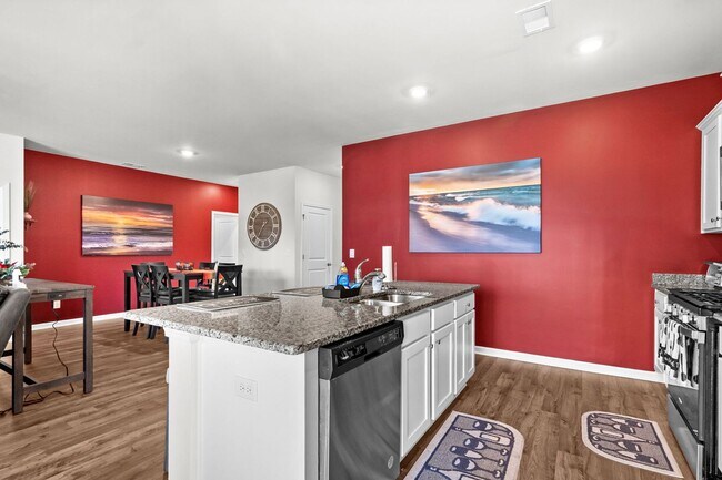 Building Photo - 3927 Nandina Ct