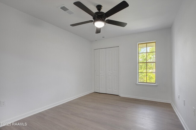 Building Photo - 119 Courtney Dr