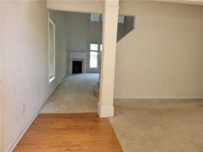 Building Photo - 2143 Worrall Hill Dr