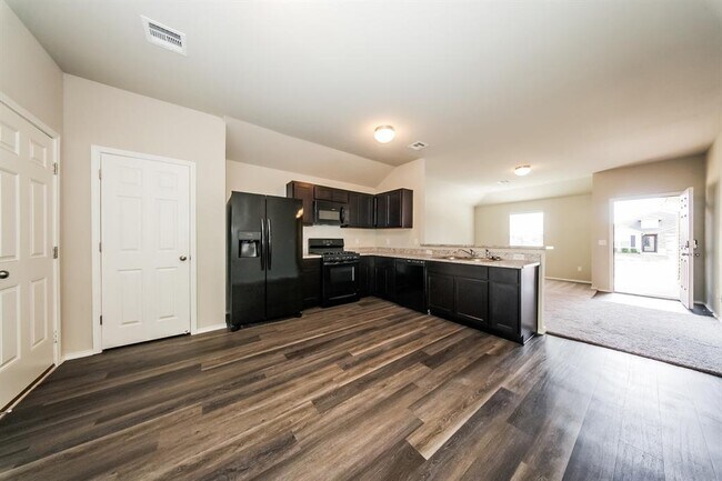 Building Photo - 2920 Brooke Rd