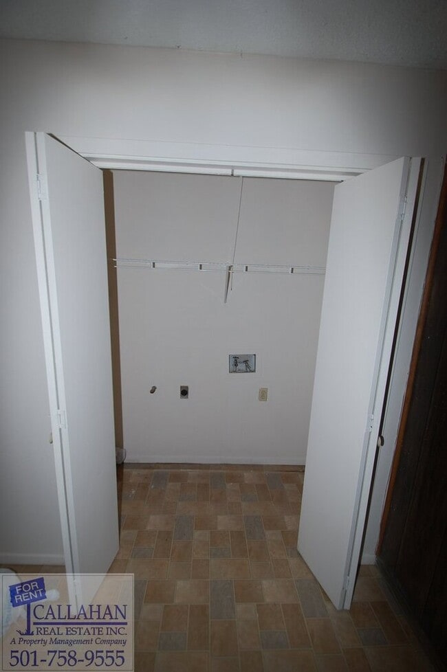 Building Photo - 5705 Sorenson St