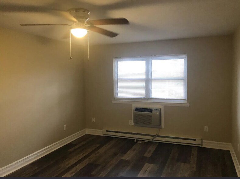 Building Photo - 1340 Ocean Ave