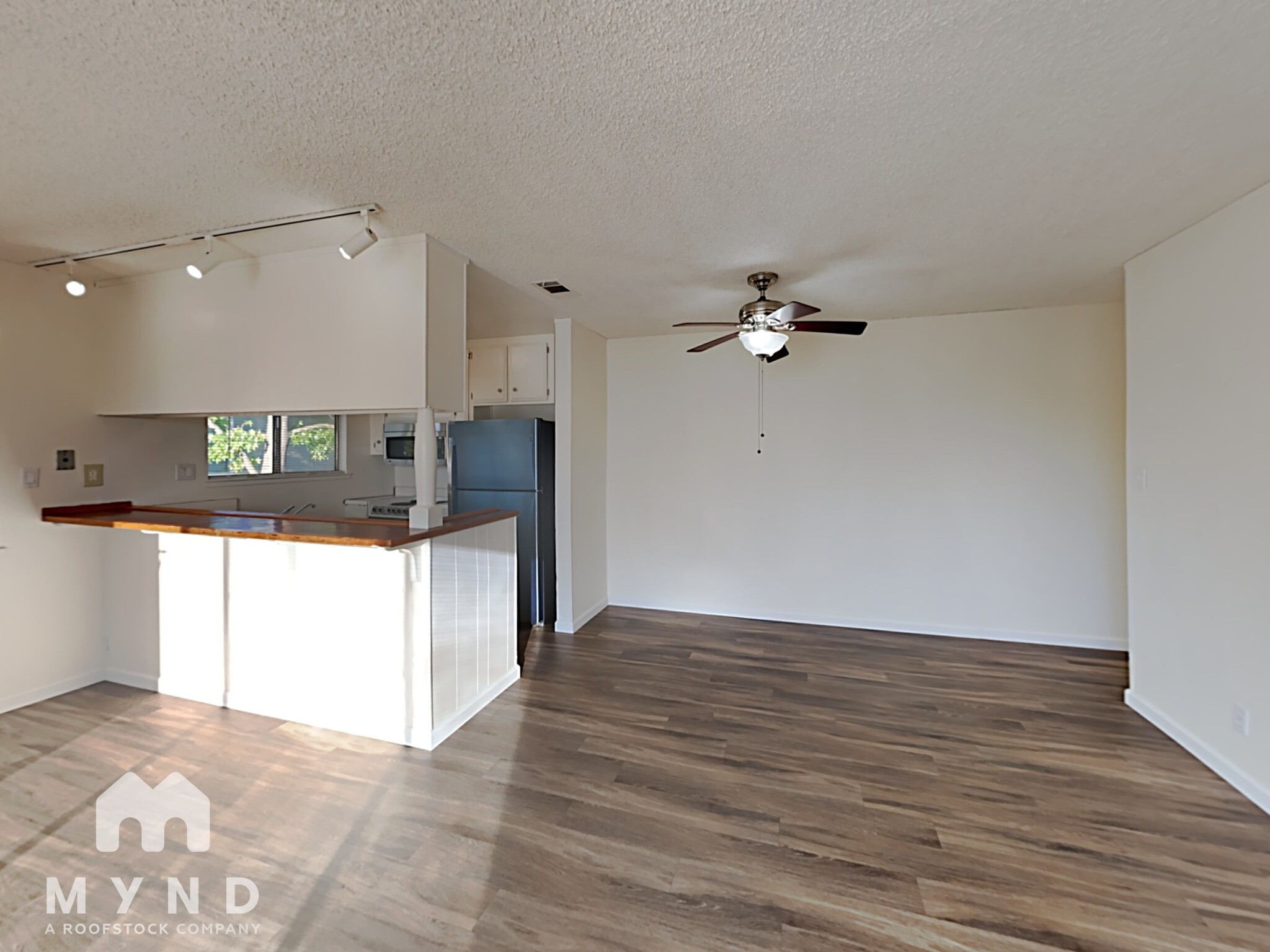 Building Photo - 3157 Occidental Dr