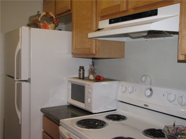 Building Photo - 6105 N 16th St
