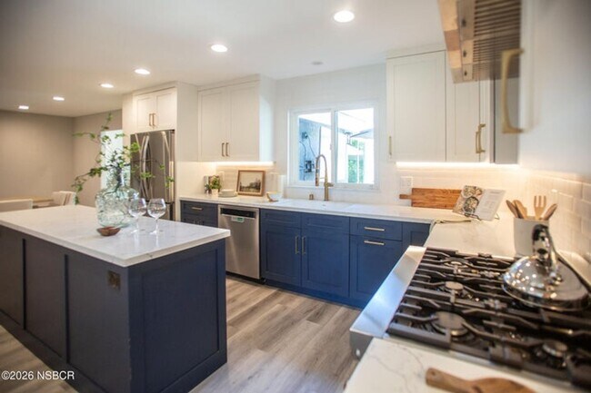 Building Photo - Beautiful Wine Country Home