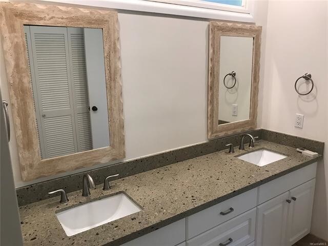 Building Photo - 131 Nawiliwili St