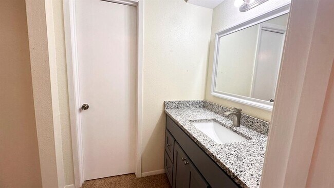 Building Photo - 4205 Benard Ct