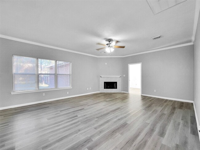 Building Photo - 11902 Cottonwood Ln