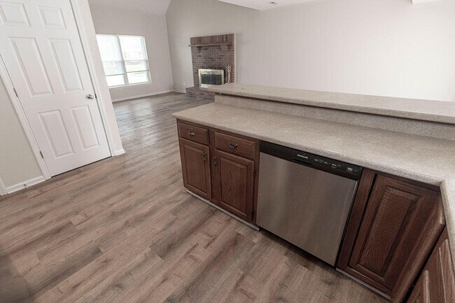 Building Photo - 1901 Mirtle Grove Ct