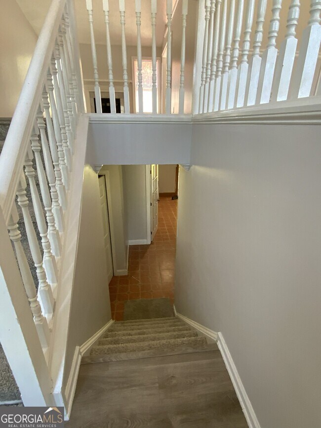 Building Photo - 5600 Sugar Crossing Dr
