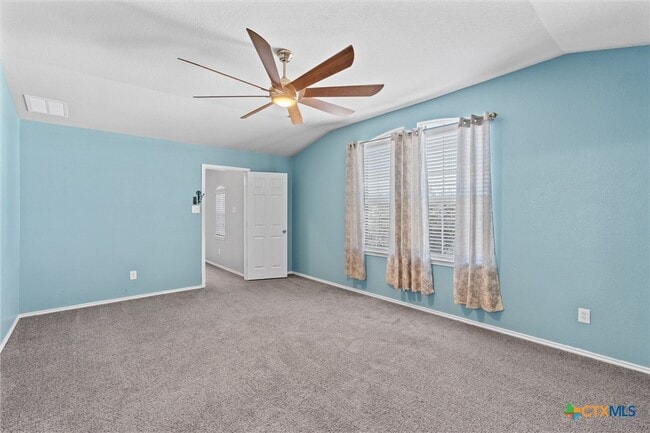 Building Photo - 2108 Scott Dr