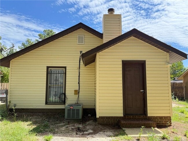 Building Photo - 7069 Candlewood Dr