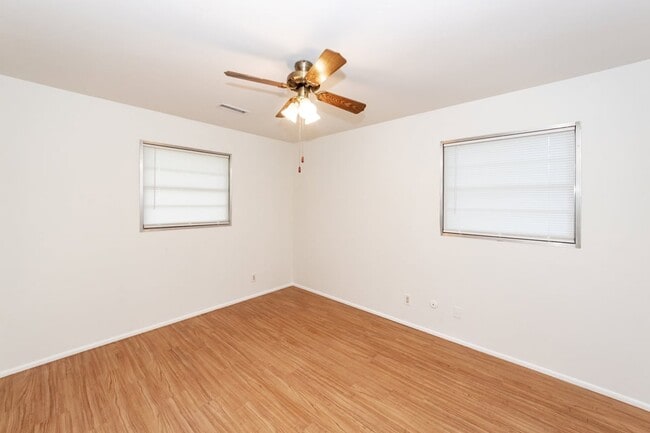Building Photo - 1521 Juniper St