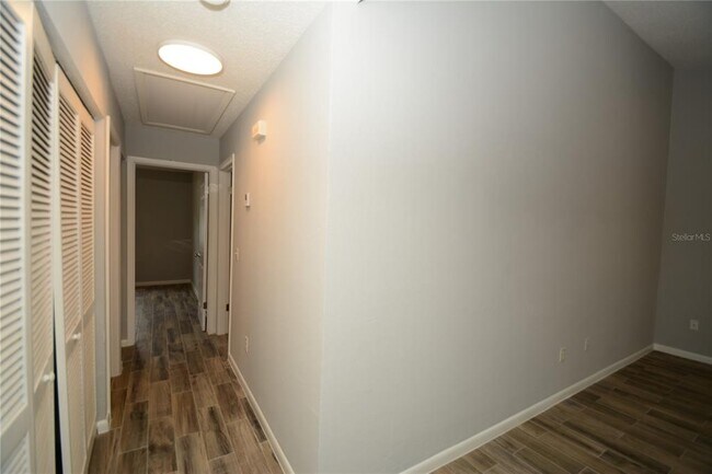 Building Photo - 107 Brunswick Ln