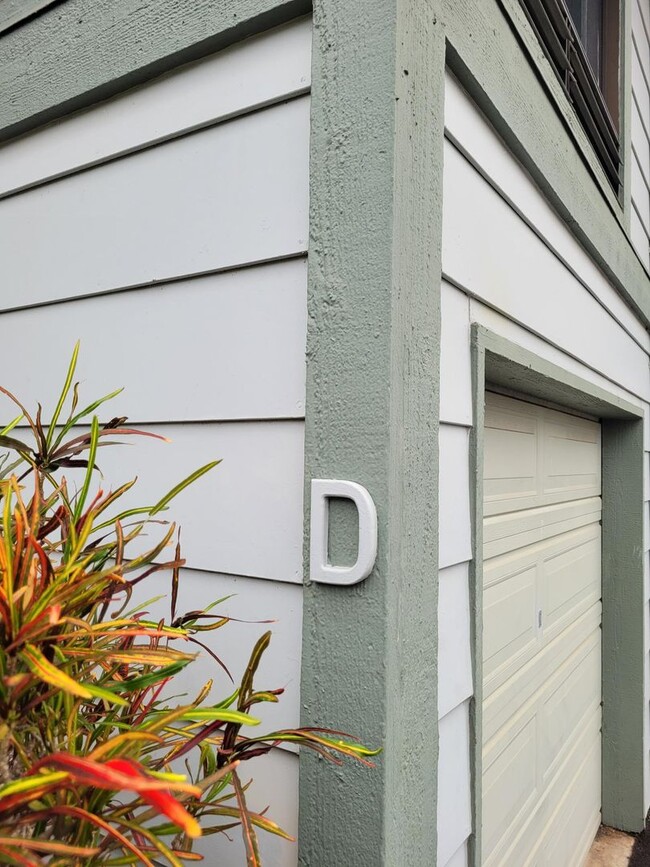 Building Photo - Move In Ready May 7th - Peaceful 3 Bedroom...
