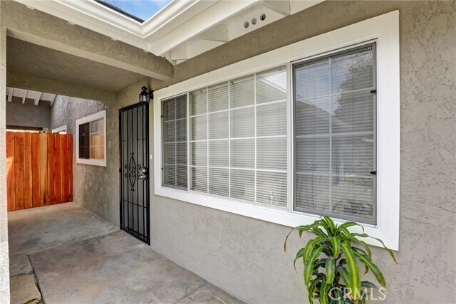 Building Photo - 402 E Glendale Dr