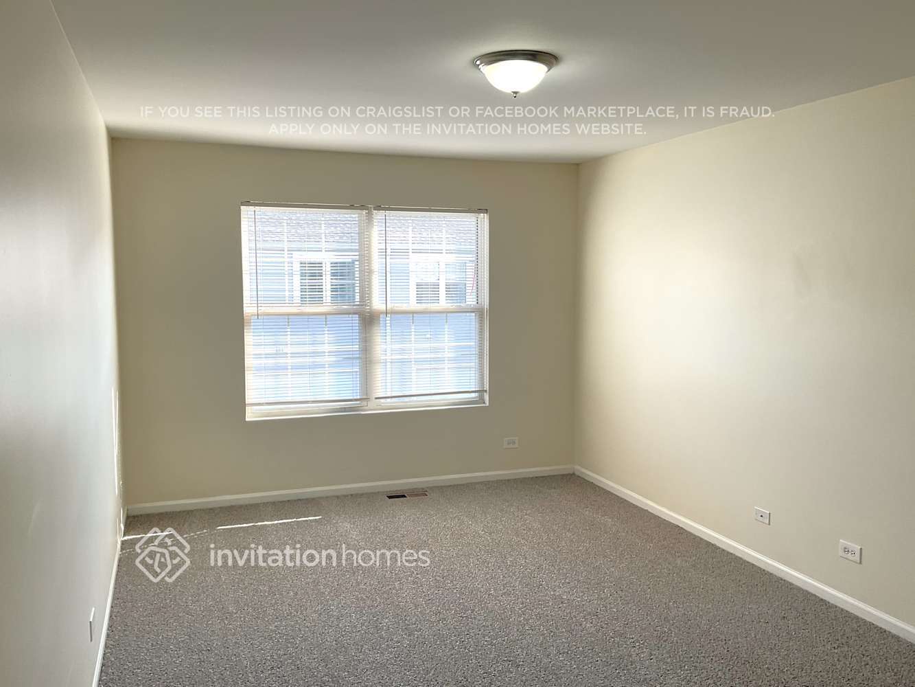 Building Photo - 271 Springbrook Trail S