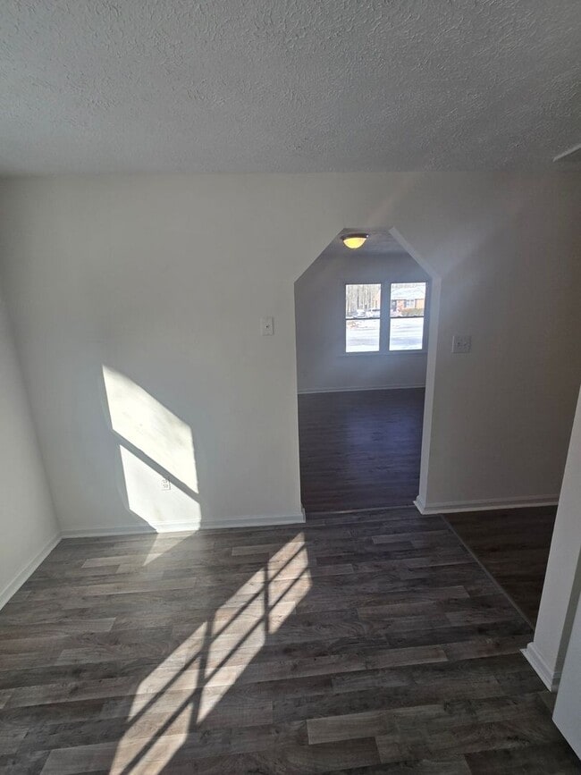 Building Photo - 2 bedroom duplex in Prince George County