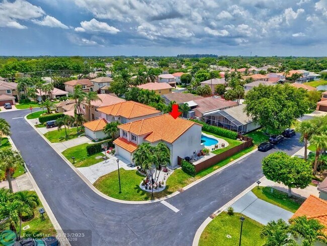 Building Photo - 18027 Jazz Ln