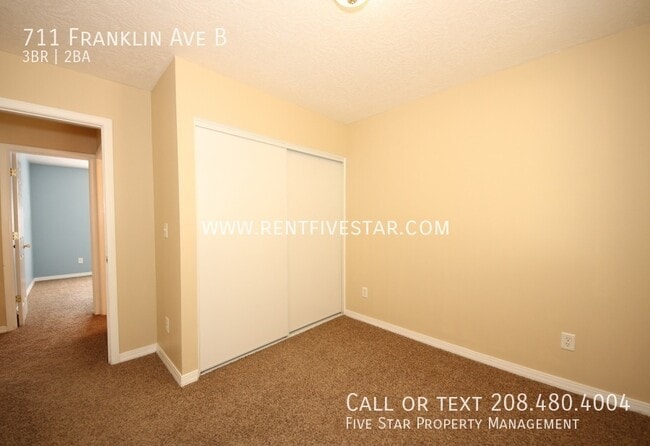 Building Photo - 711 Franklin Ave