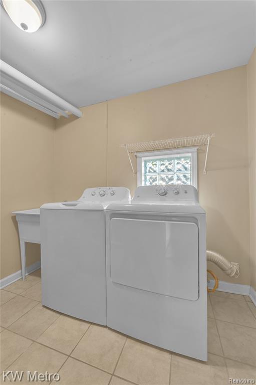 Building Photo - 2416 Shawood Dr