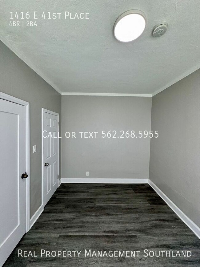 Building Photo - 1416 E 41st Pl