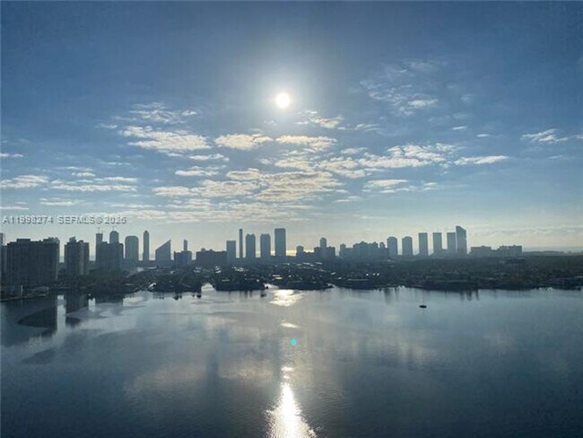 Building Photo - 17301 Biscayne Blvd