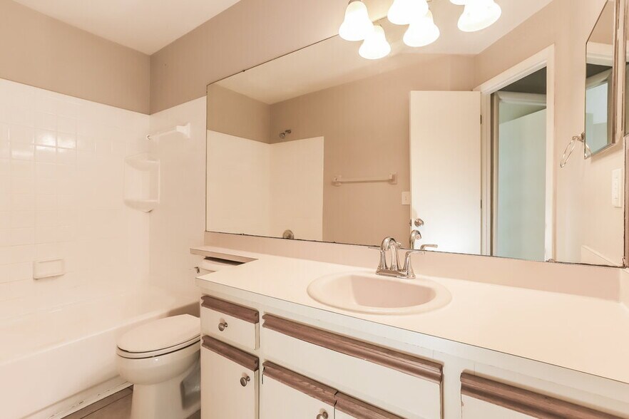 Building Photo - 13310 Krameria Way