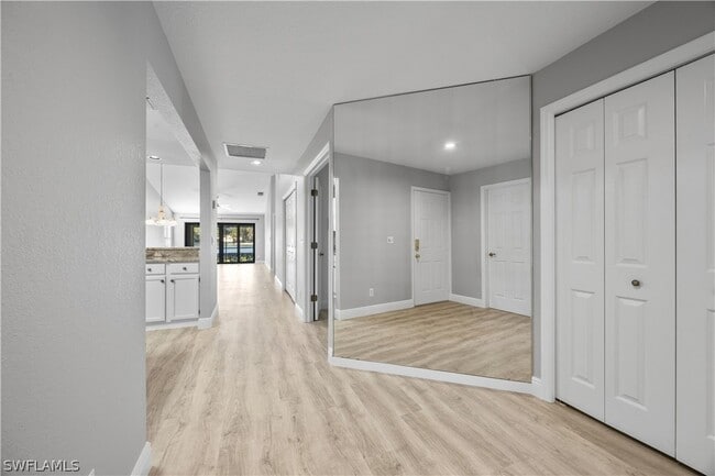 Building Photo - 6654 Tannin Ln