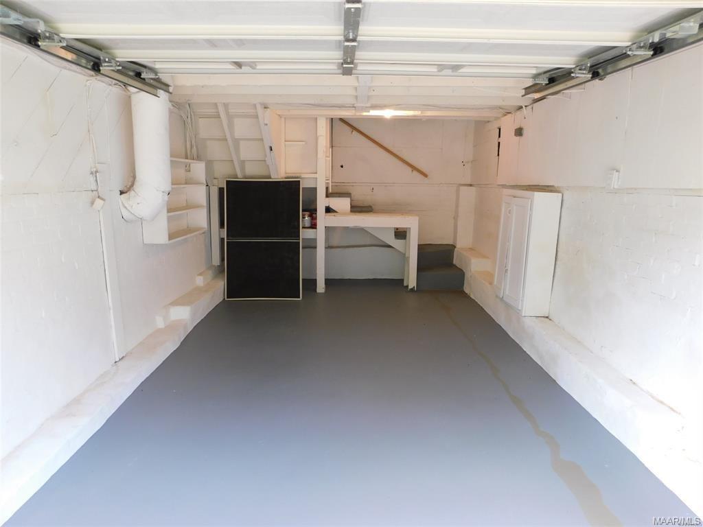 Building Photo - 3547 N Wareingwood Dr