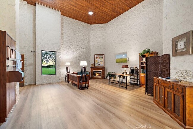 Building Photo - 24055 Paseo Del Lago