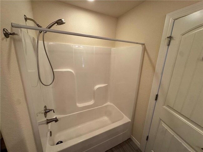 Building Photo - 4849 W Oldham Dr