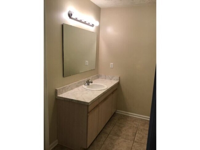 Building Photo - 1925 3 Sardonyx Road, Fayetteville, Nc 28303