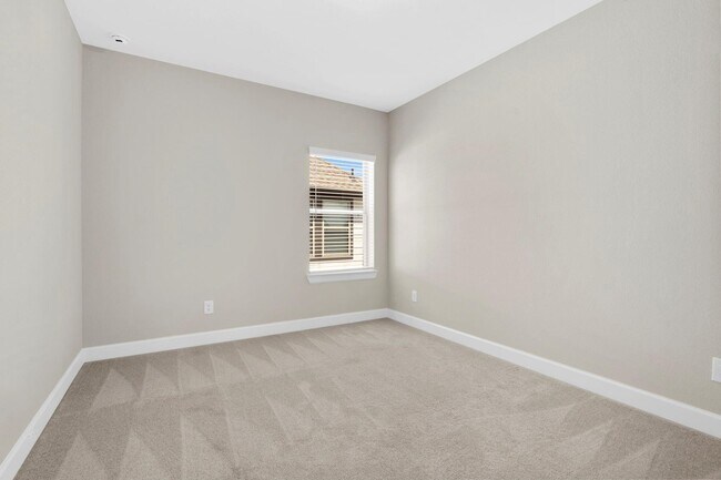 Building Photo - 18303 Bluebird Br Ln