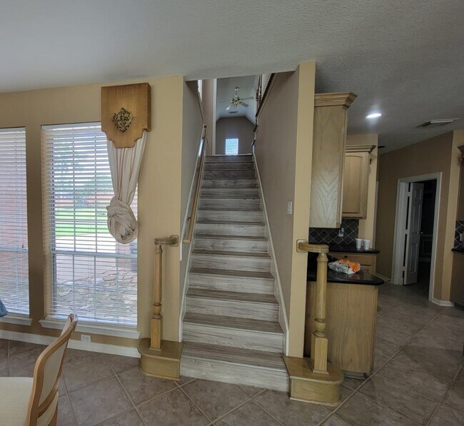 Building Photo - 3007 Smokey Hollow Dr