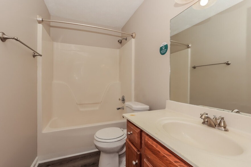 Building Photo - 2707 Nugget Ct