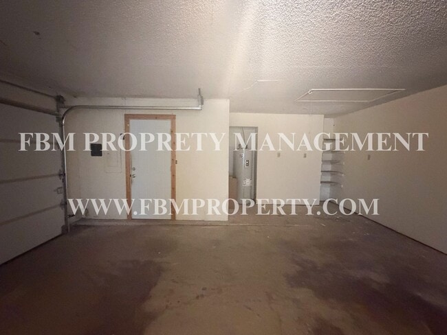 Building Photo - 1103 Scarlet Oaks Cir