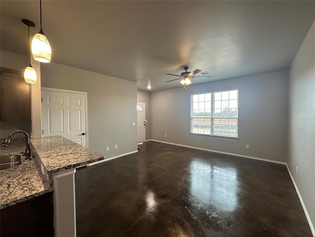 Building Photo - 7620 Wildflower Way