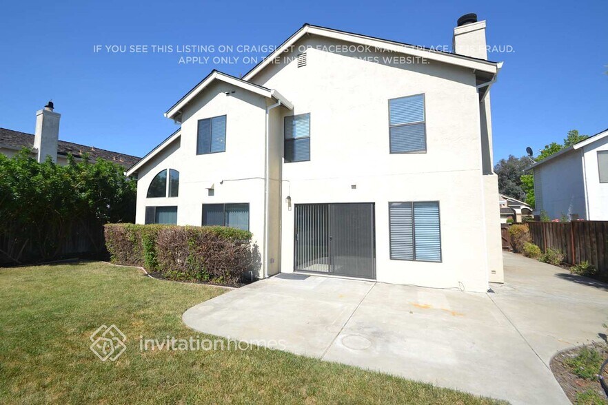 Building Photo - 4616 Country Hls Dr