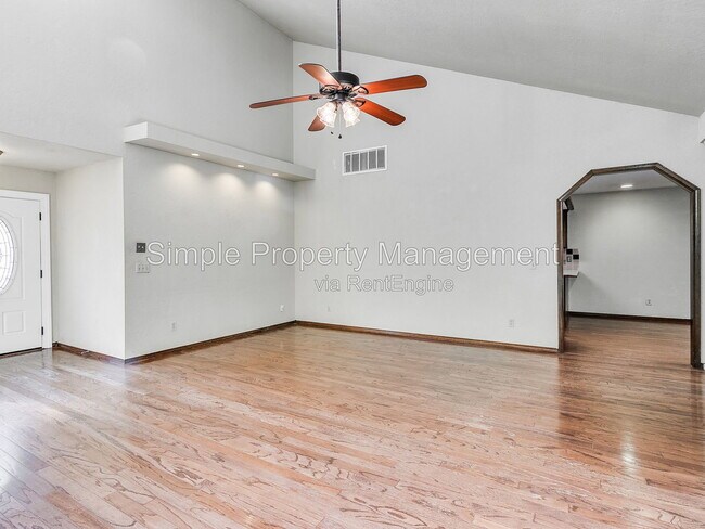 Building Photo - 3837 Sunward Cir