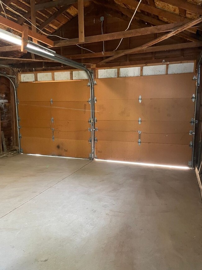 Building Photo - Cute 2 Bed 1 Bath Close to Old Town Fort C...