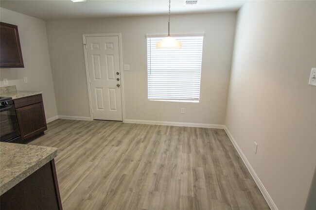 Building Photo - 18606 Rock Flats Ravine Dr