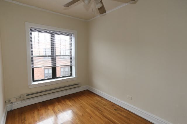 Building Photo - 629 W Cornelia Ave