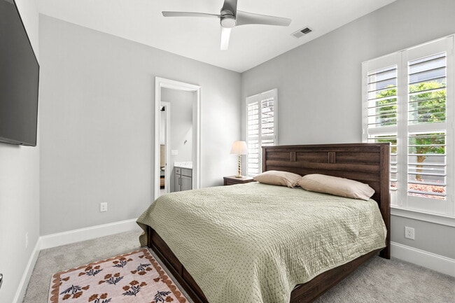 Building Photo - 5960 Bolsena Pl