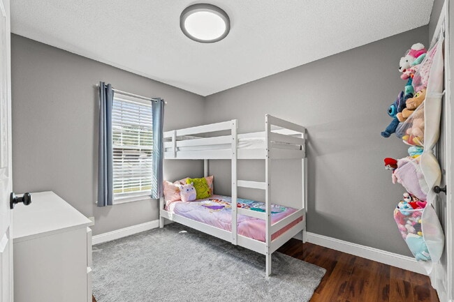 Building Photo - Pet Friendly 3-bedroom, 2-bath brick home with an office in southwest Pensacola