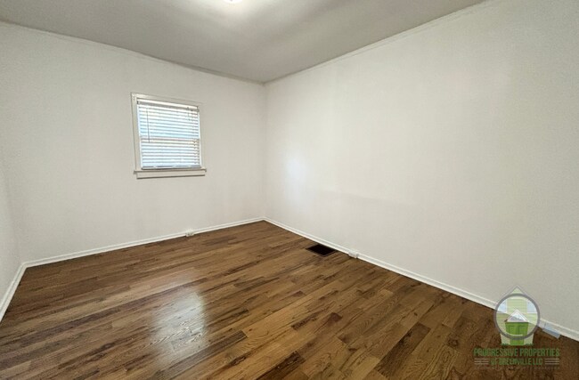 Building Photo - 109 Buist Ave