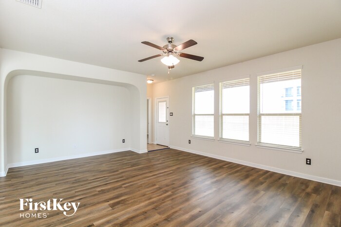 Building Photo - 1008 Spanish Needle Trail