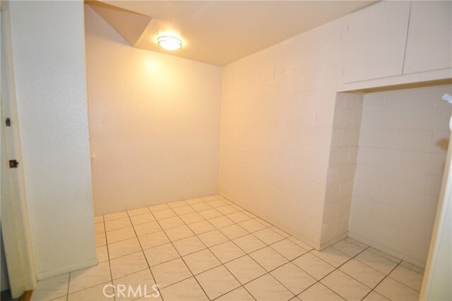 Building Photo - 2595 Plaza del Amo